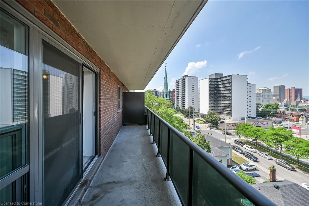 702-81 Charlton Avenue E Property Photo 26
