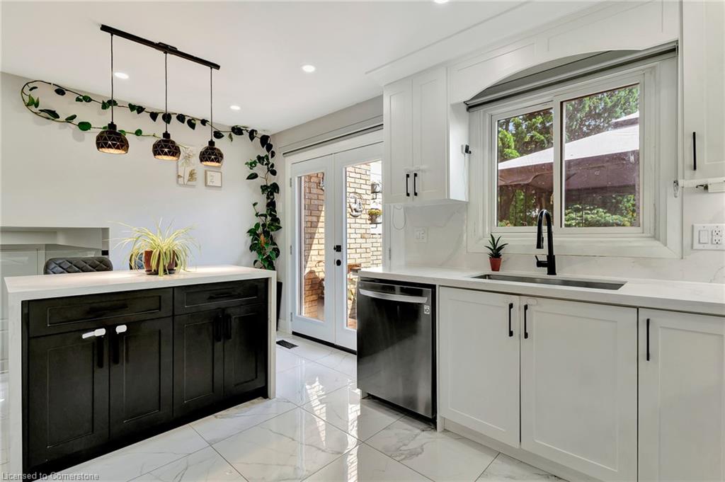 101 Devonglen Drive Property Photo 16