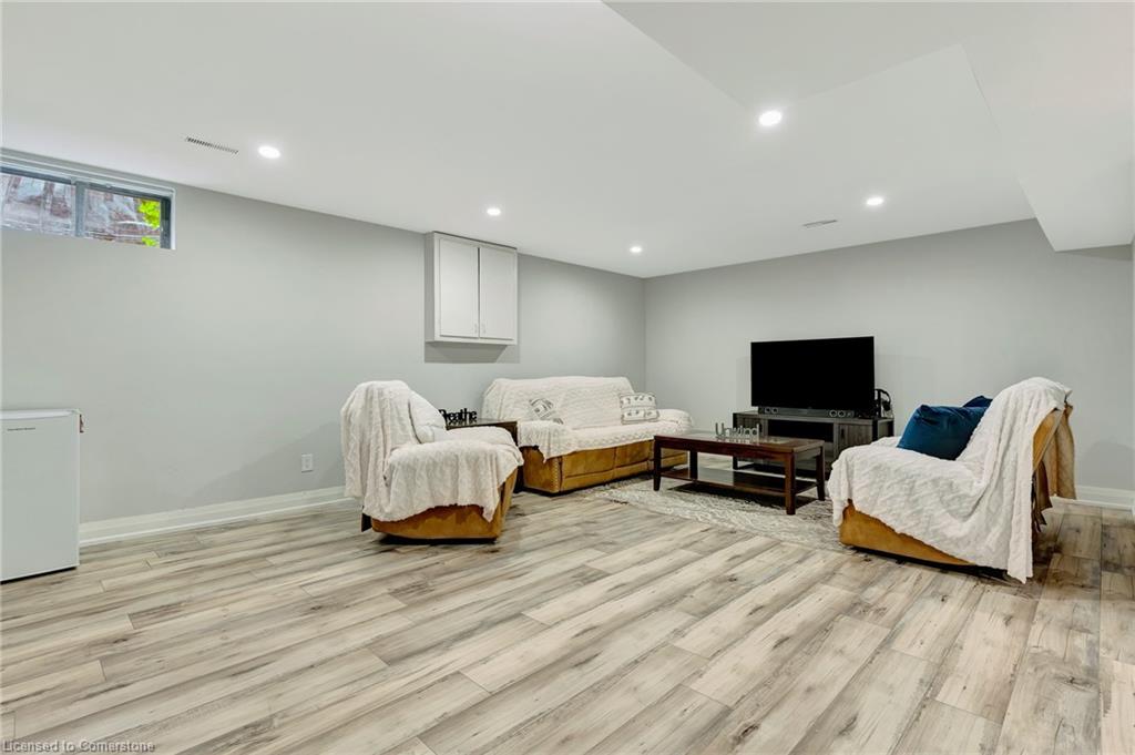 101 Devonglen Drive Property Photo 37