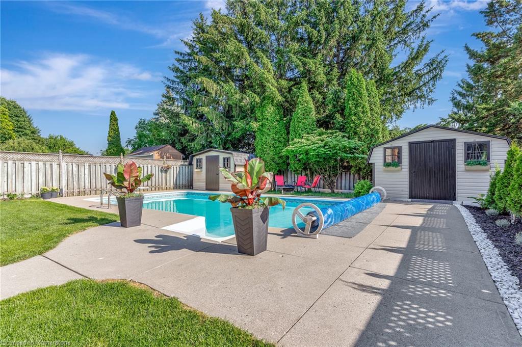 101 Devonglen Drive Property Photo 43