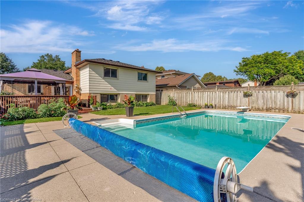 101 Devonglen Drive Property Photo 44