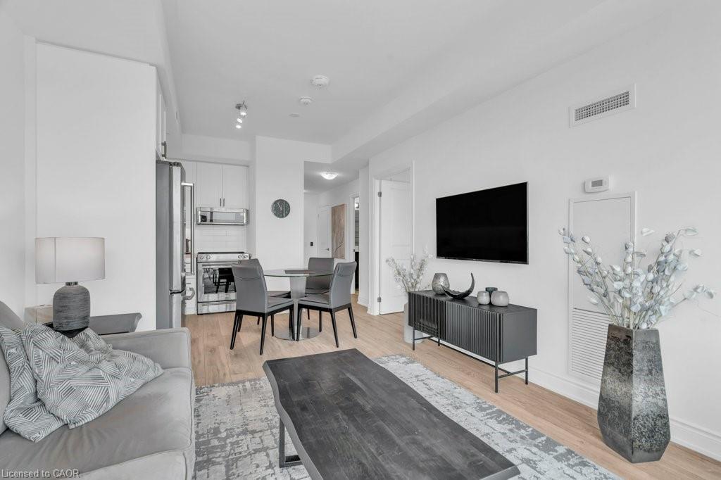 1004-1050 Main Street E Property Photo 10