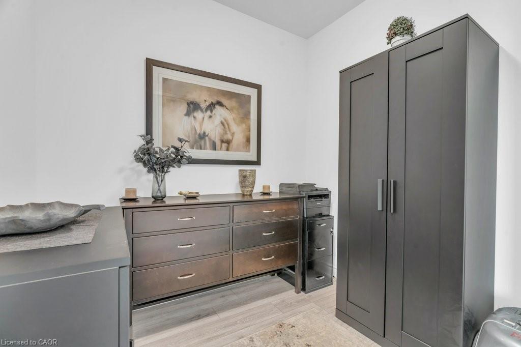 1004-1050 Main Street E Property Photo 15