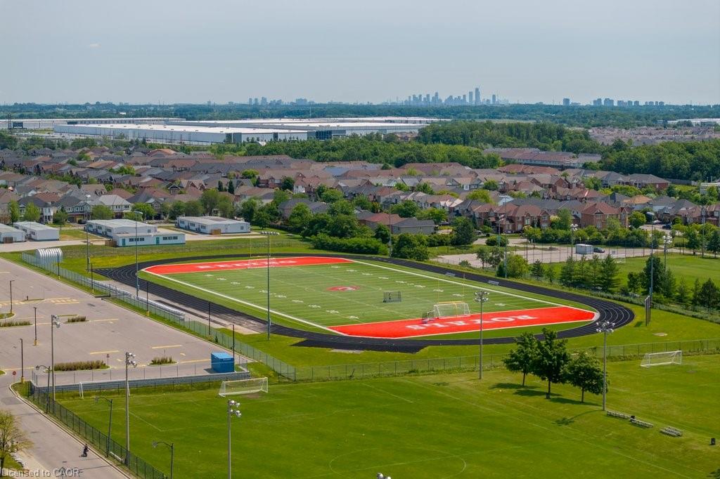 1004-1050 Main Street E Property Photo 17