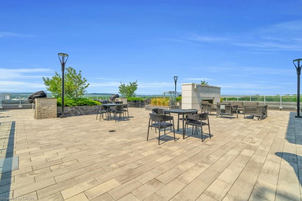 1004-1050 Main Street E Property Photo 32