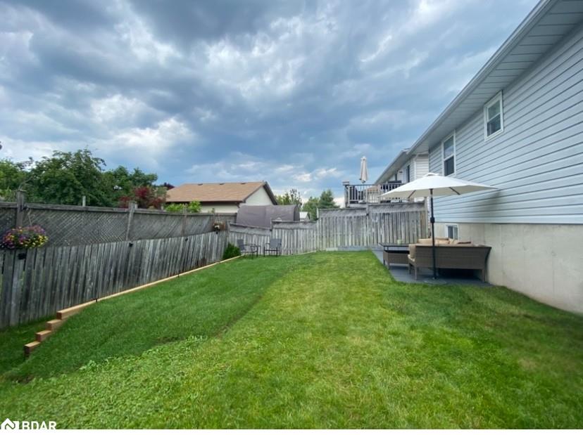 28 Courtney Crescent Property Photo 3