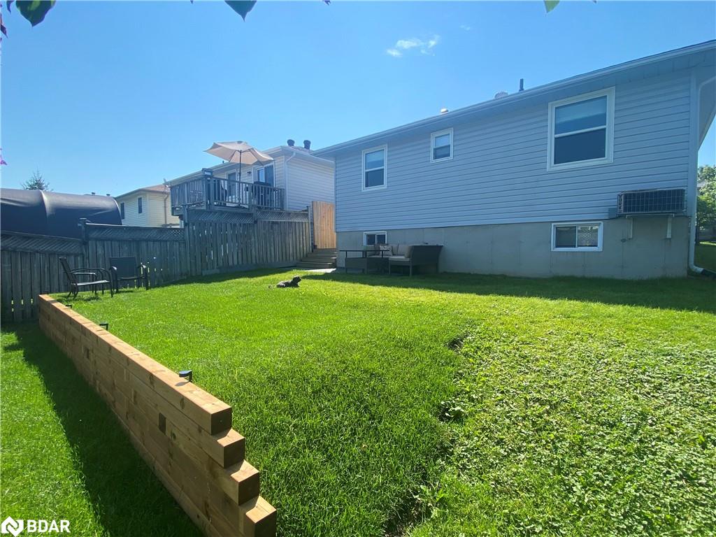 28 Courtney Crescent Property Photo 4