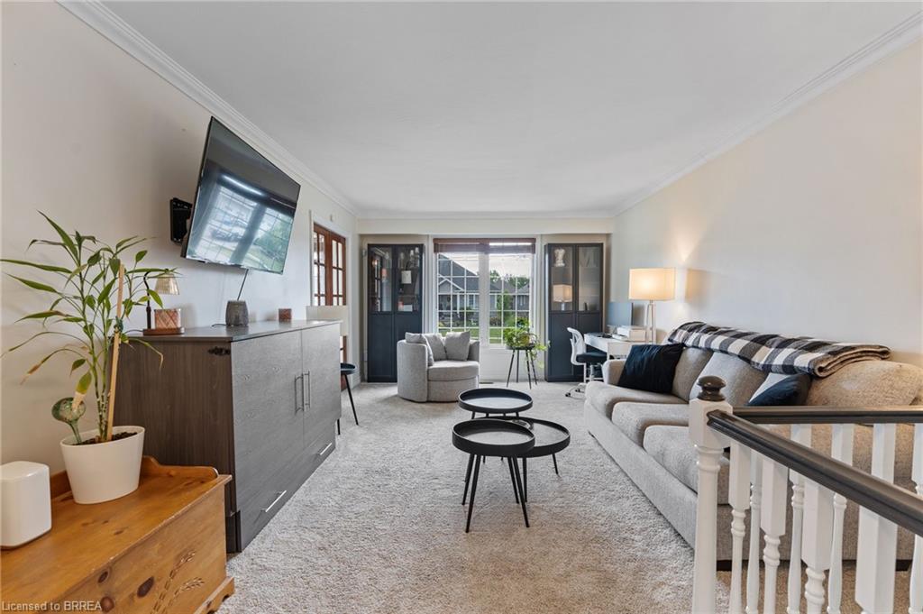 27 Craddock Boulevard Property Photo 8