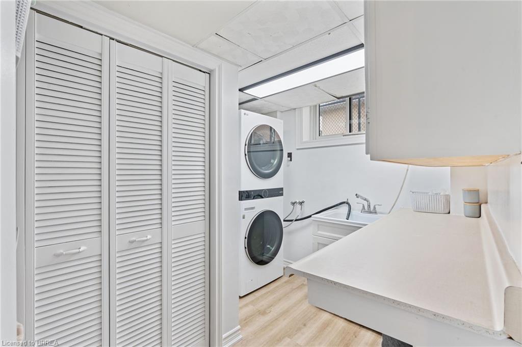 27 Craddock Boulevard Property Photo 30