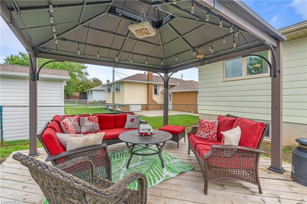 27 Craddock Boulevard Property Photo 39