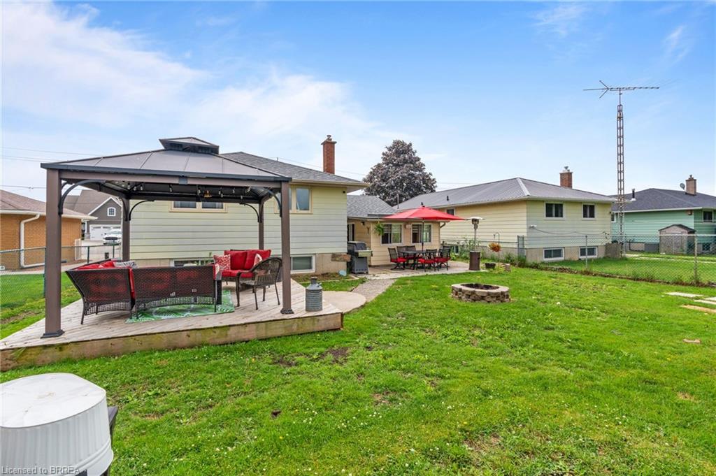 27 Craddock Boulevard Property Photo 41