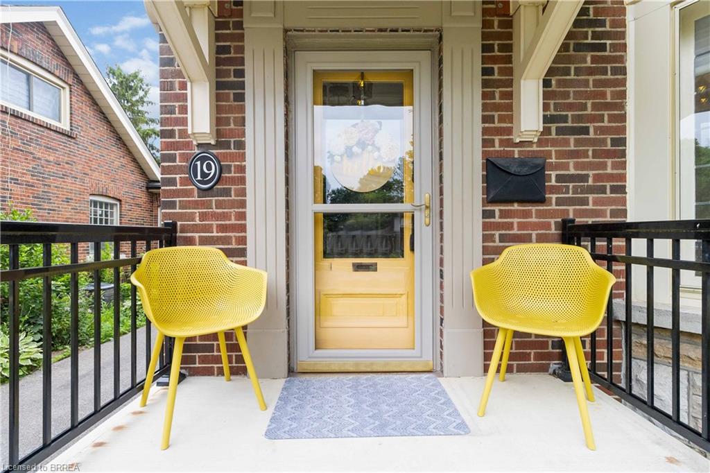 19 Lincoln Avenue Property Photo 5