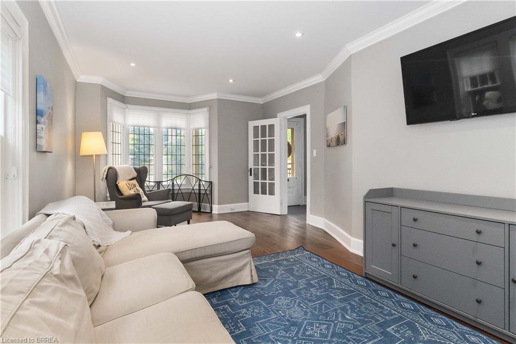 19 Lincoln Avenue Property Photo 9