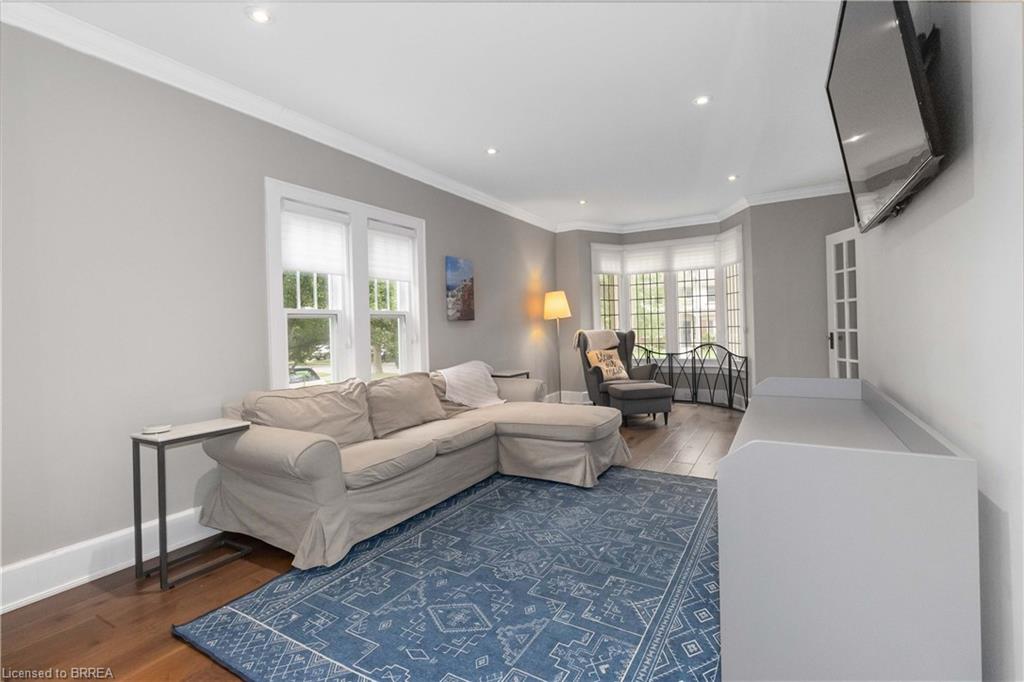 19 Lincoln Avenue Property Photo 10