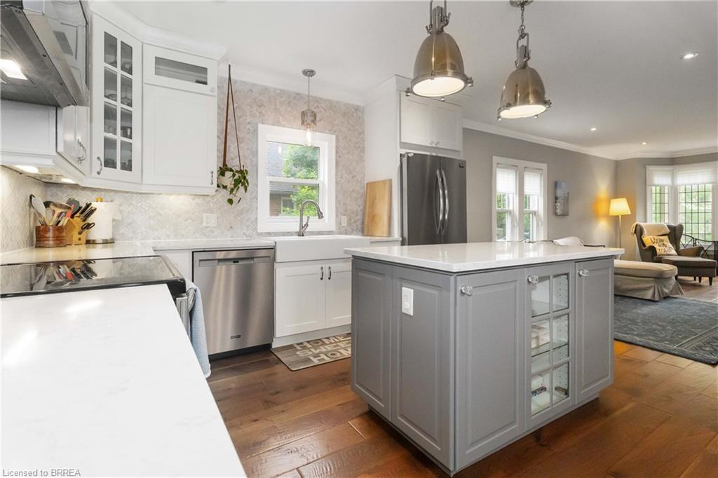 19 Lincoln Avenue Property Photo 21