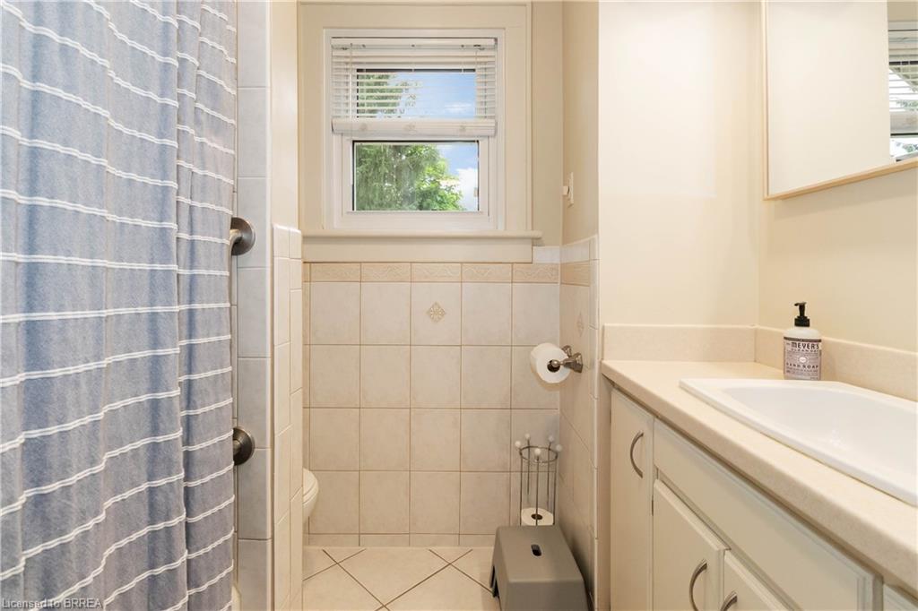 19 Lincoln Avenue Property Photo 25