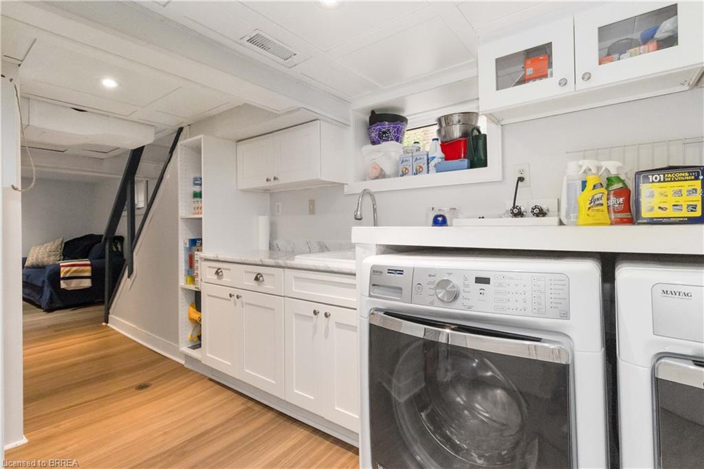 19 Lincoln Avenue Property Photo 39