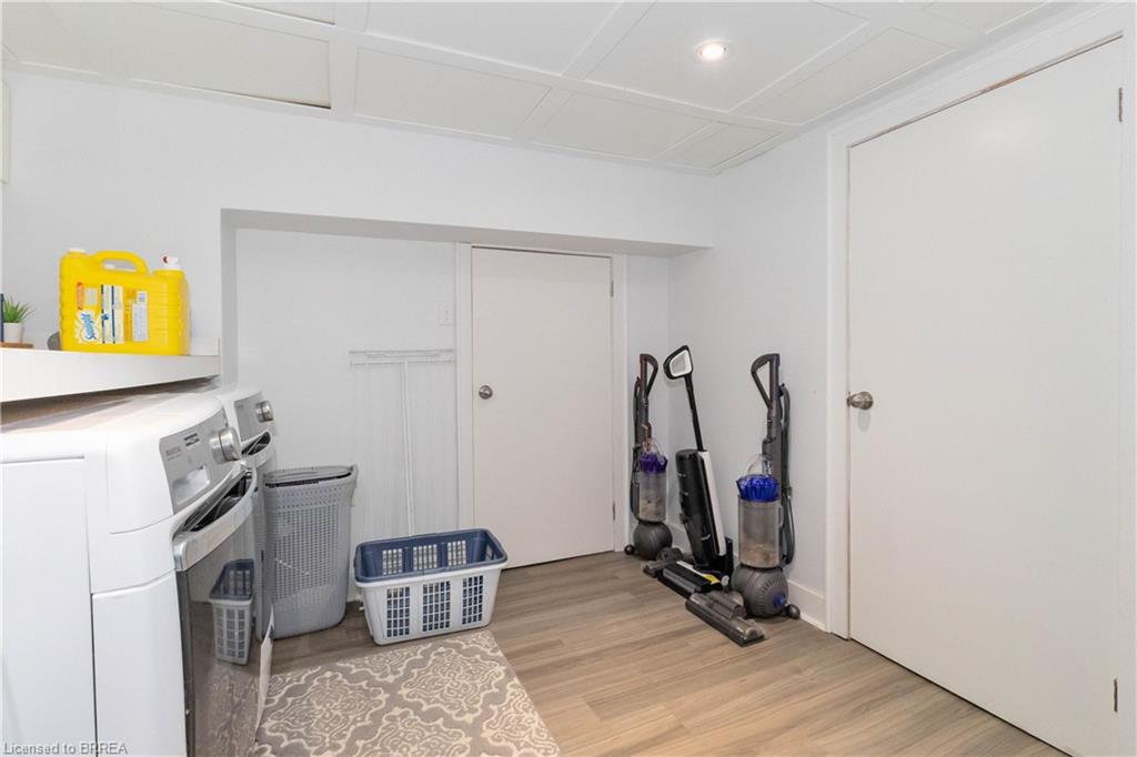 19 Lincoln Avenue Property Photo 40