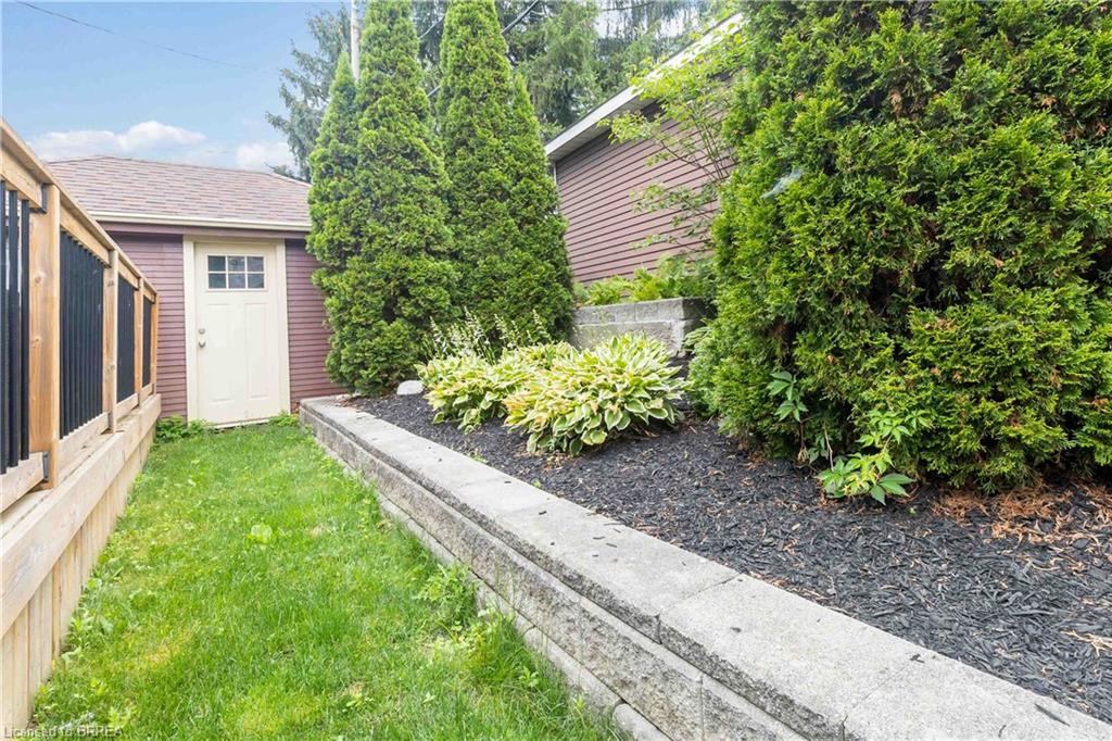 19 Lincoln Avenue Property Photo 44