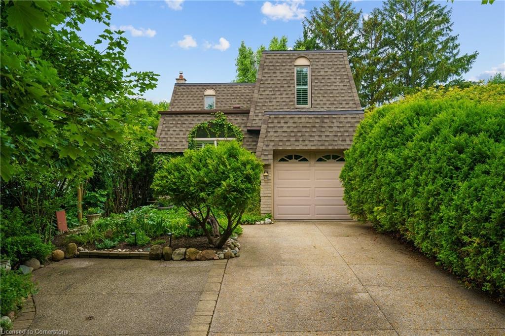 1121 Stephenson Drive Property Photo 1