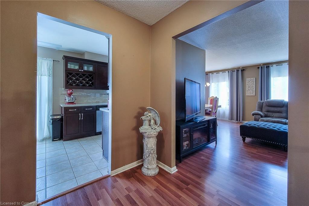 187 Wendover Drive Property Photo 10