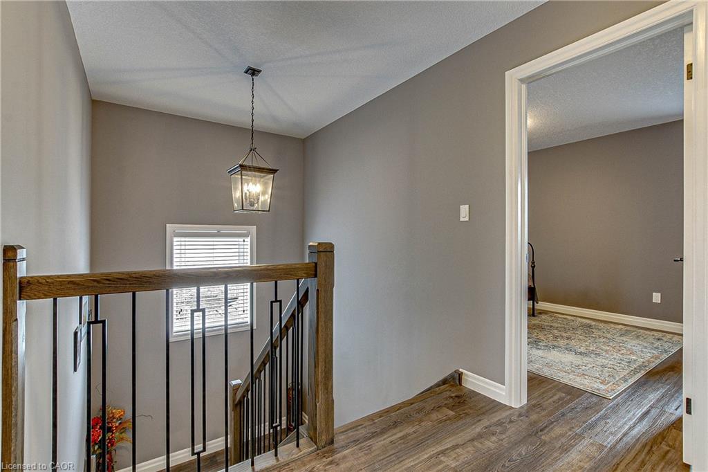 587 Hawthorne Place Property Photo 18