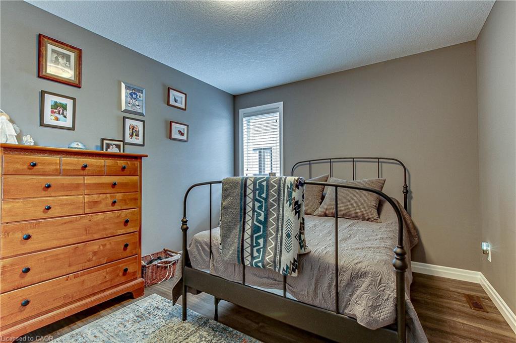 587 Hawthorne Place Property Photo 22