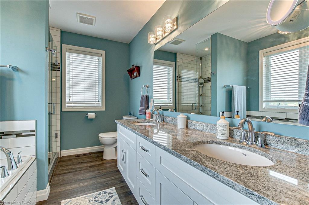 587 Hawthorne Place Property Photo 28