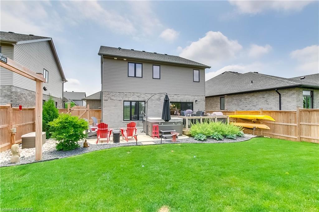 587 Hawthorne Place Property Photo 37