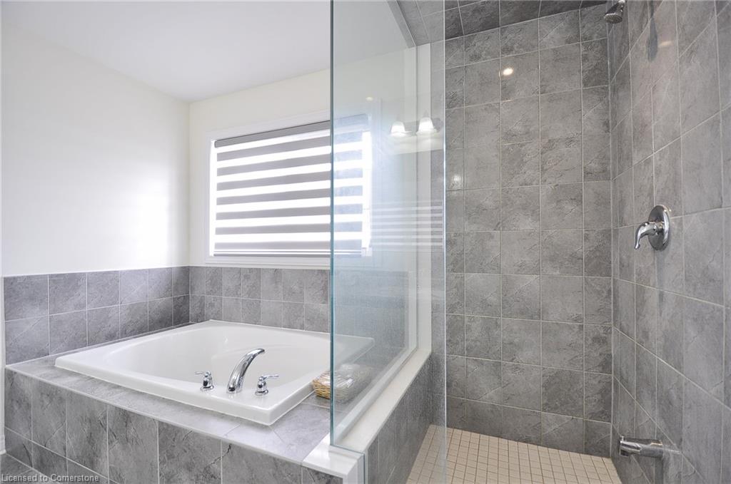 470 Thompson Street Property Photo 19