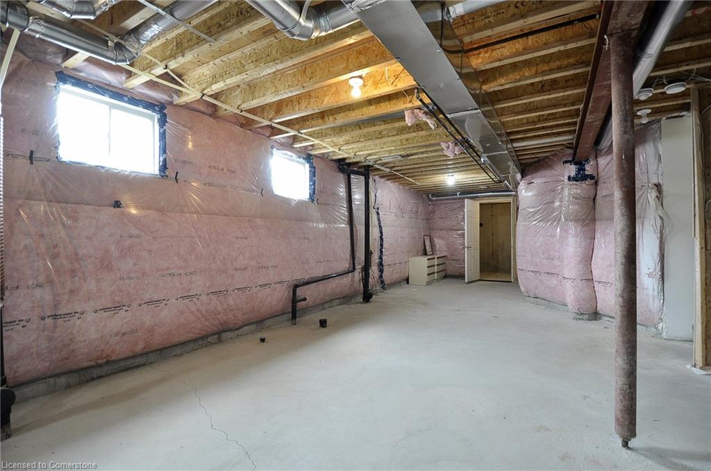 470 Thompson Street Property Photo 25