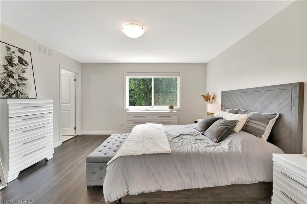 263 Owen Street Property Photo 15