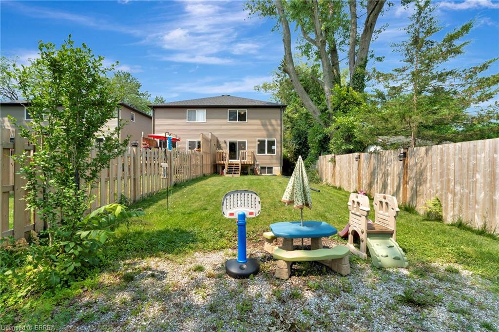 263 Owen Street Property Photo 26