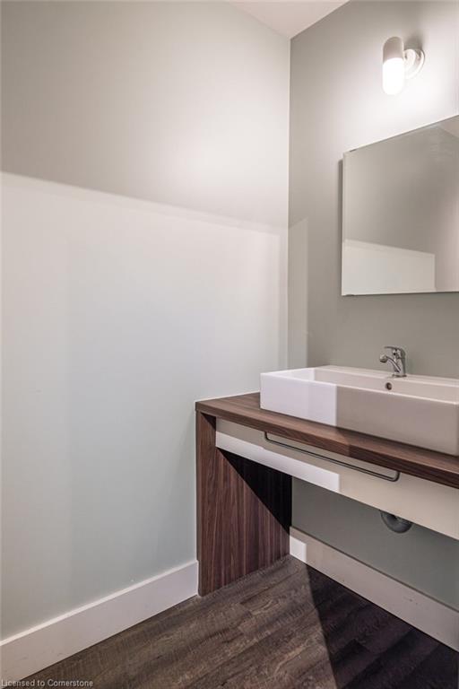 2-109 James Street N Property Photo 12