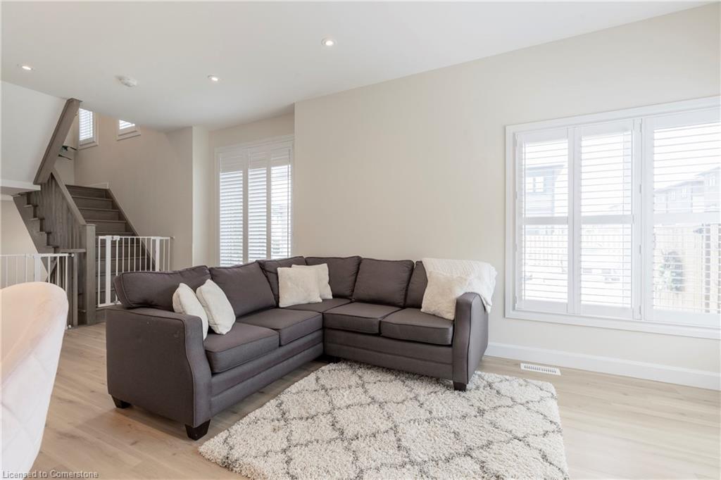 31 Southam Lane Property Photo 9