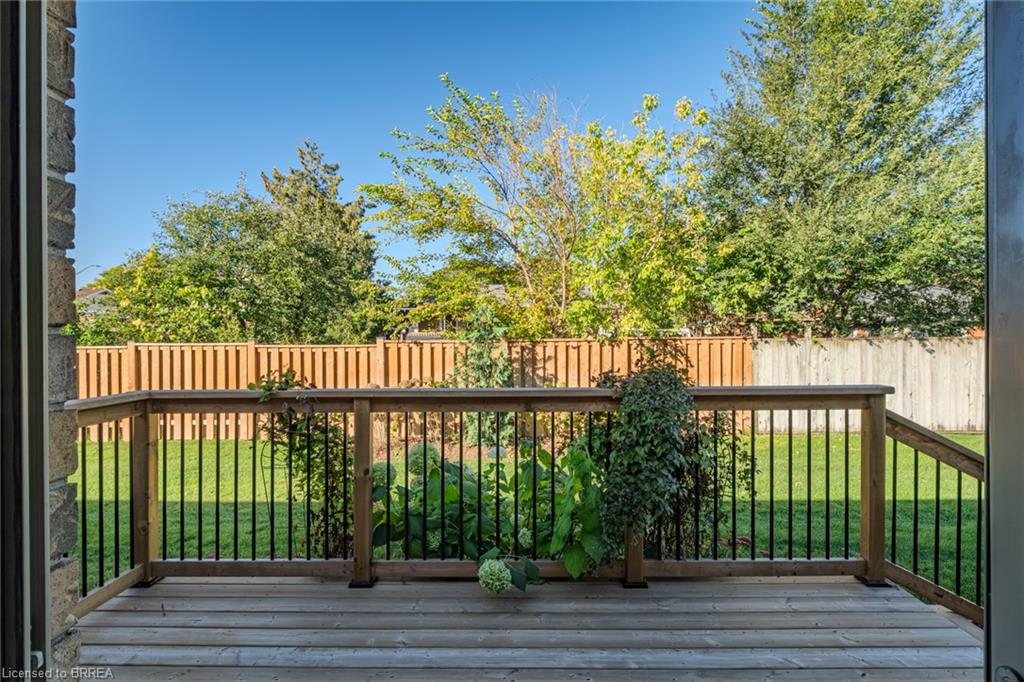 9-110 Somerset Road Property Photo 9