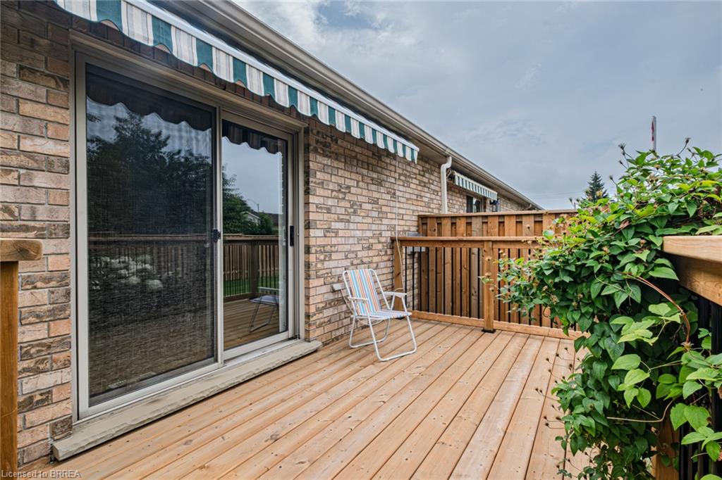 9-110 Somerset Road Property Photo 10