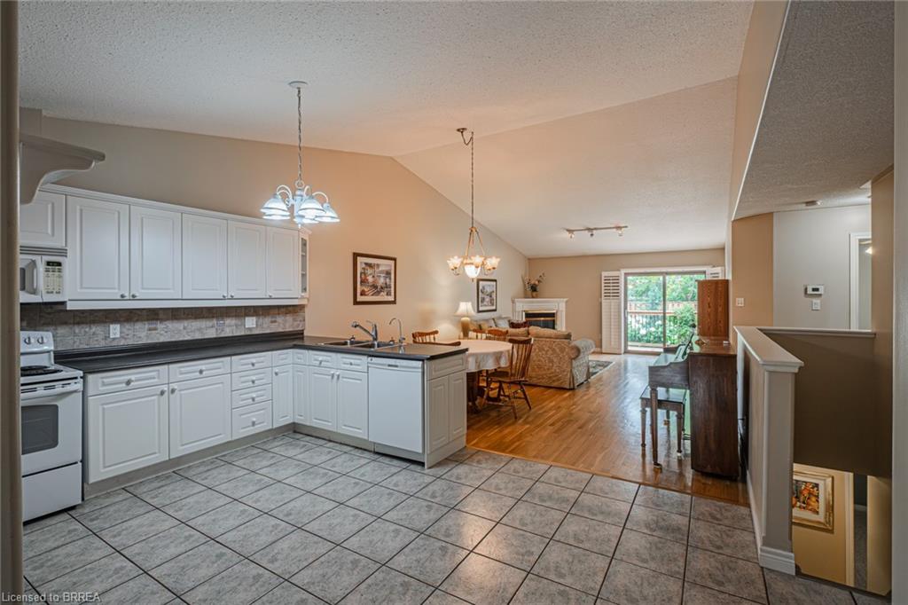 9-110 Somerset Road Property Photo 15