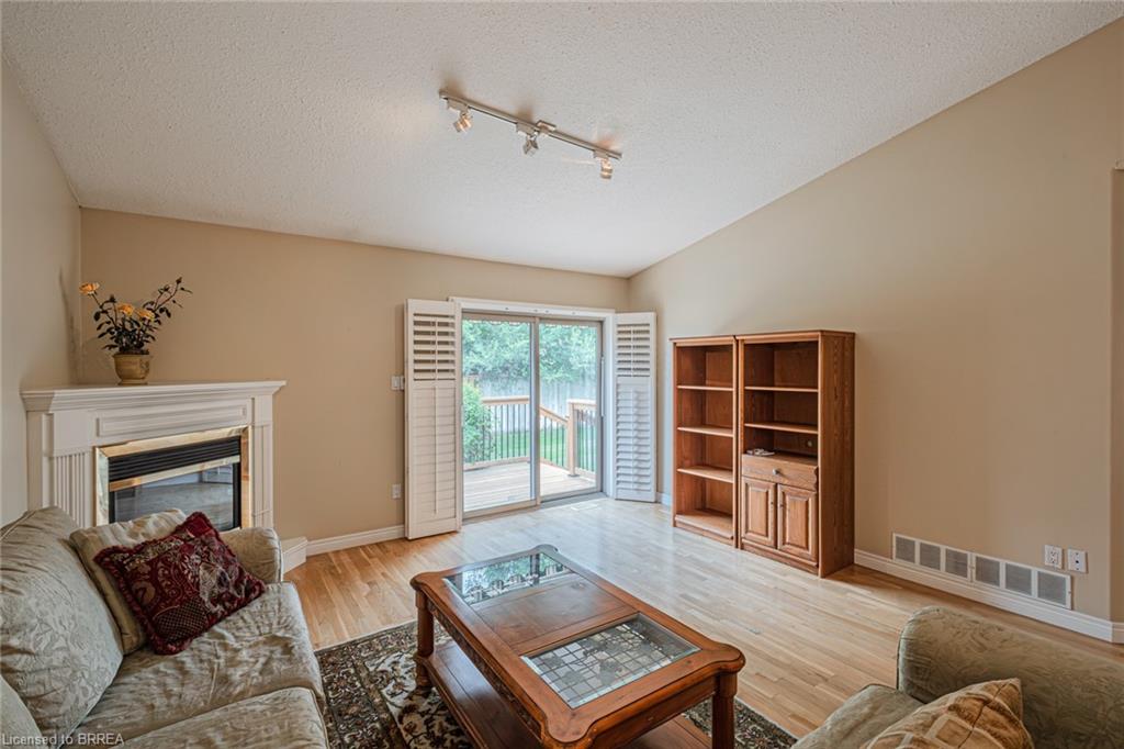 9-110 Somerset Road Property Photo 22