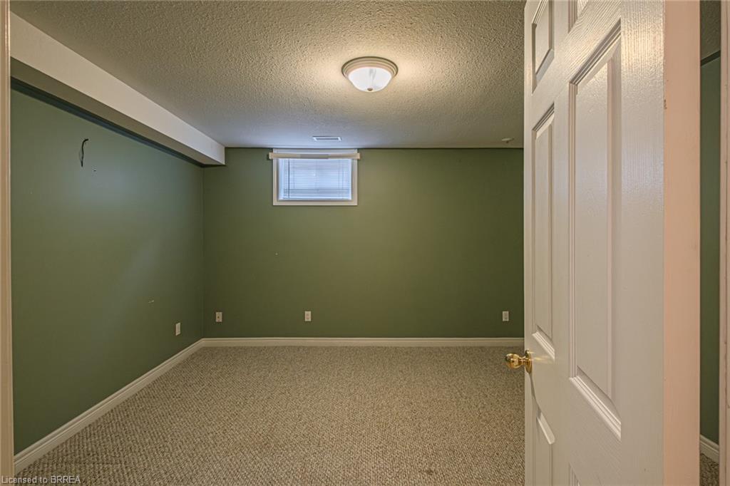 9-110 Somerset Road Property Photo 28