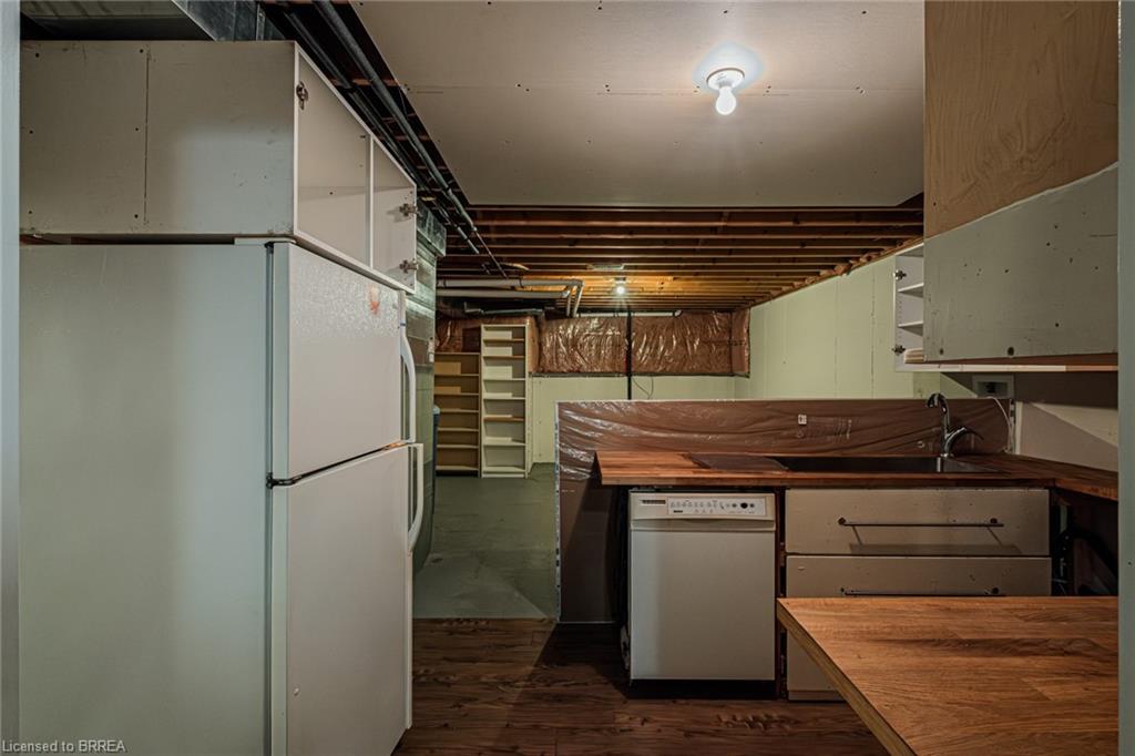 9-110 Somerset Road Property Photo 37