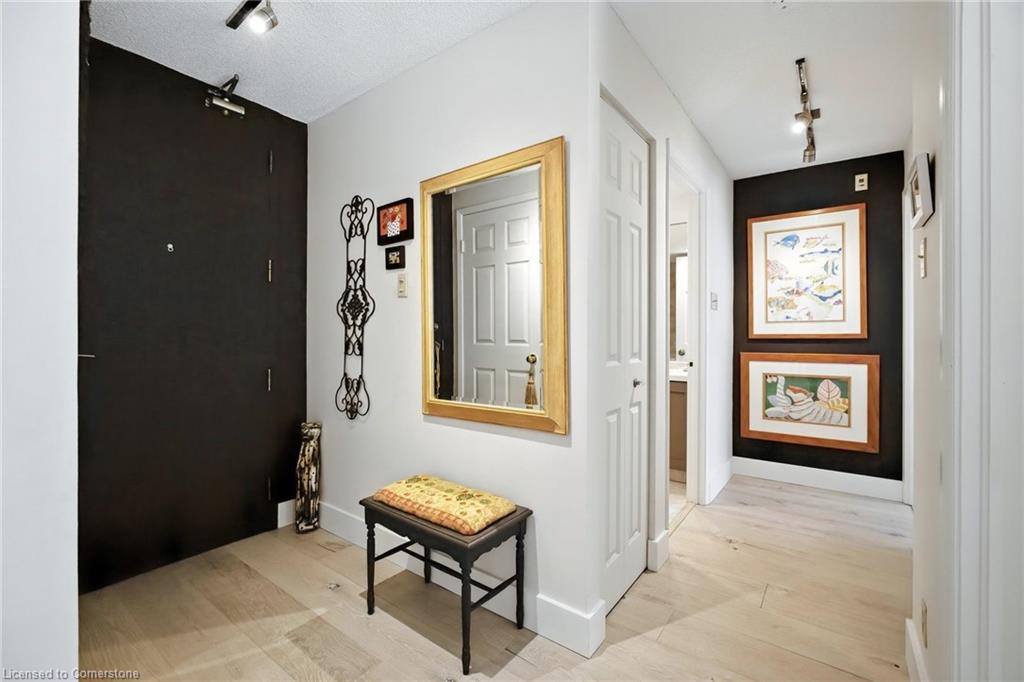 304-2210 Lakeshore Road Property Photo 3