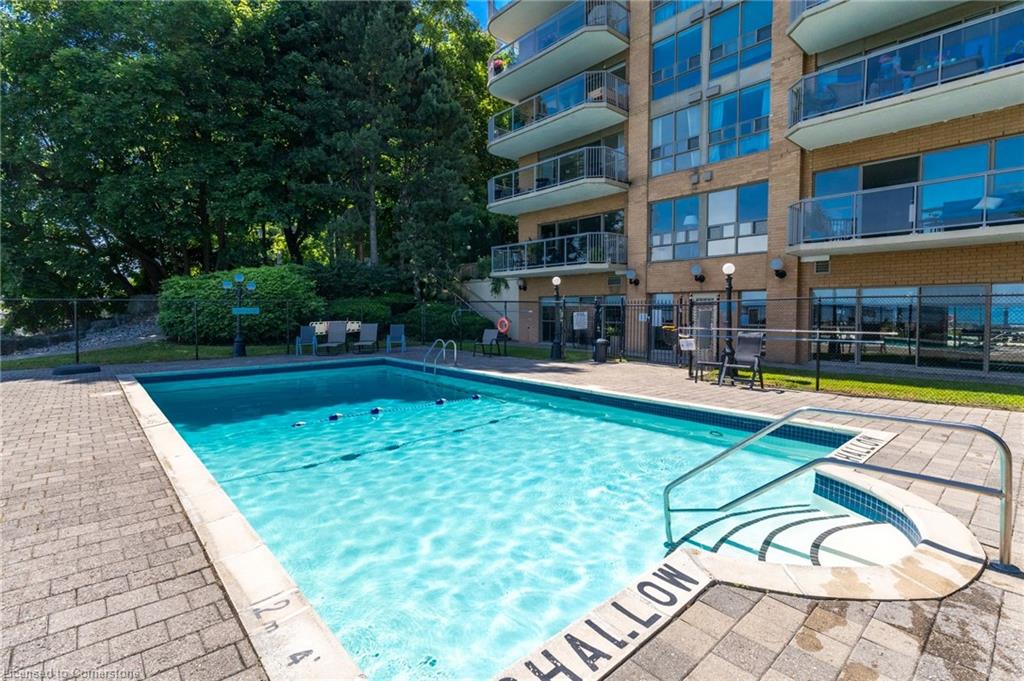 304-2210 Lakeshore Road Property Photo 29