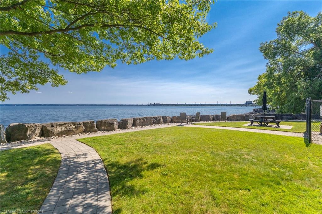 304-2210 Lakeshore Road Property Photo 31