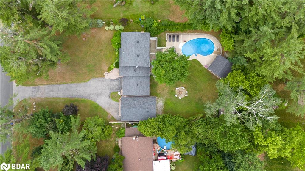 31 Lawrence Avenue