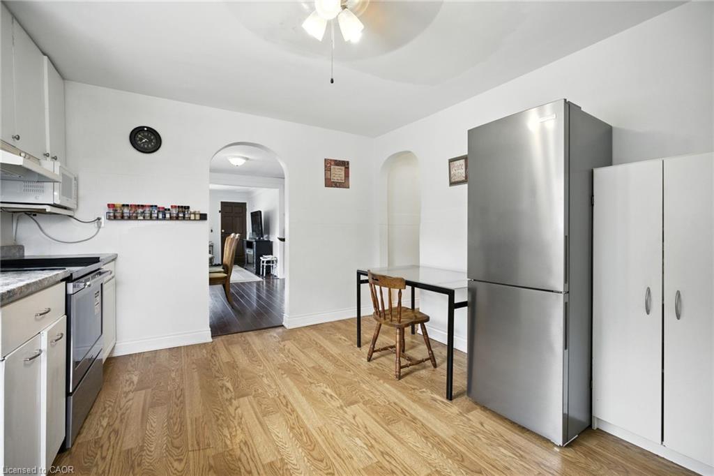 568 Barnaby Street Property Photo 14