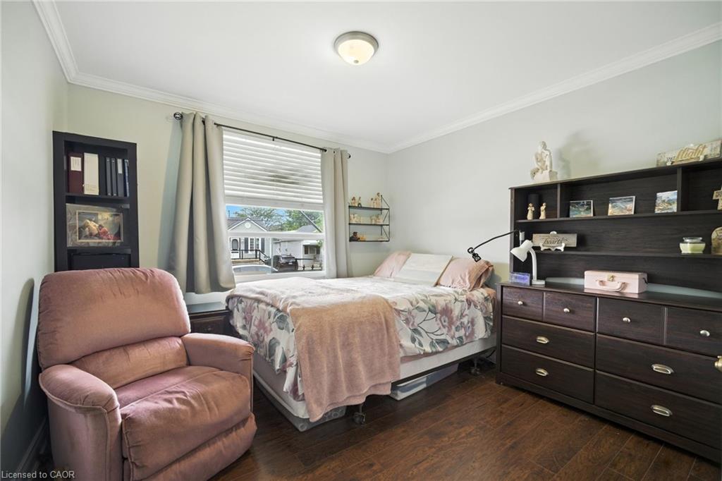 568 Barnaby Street Property Photo 19