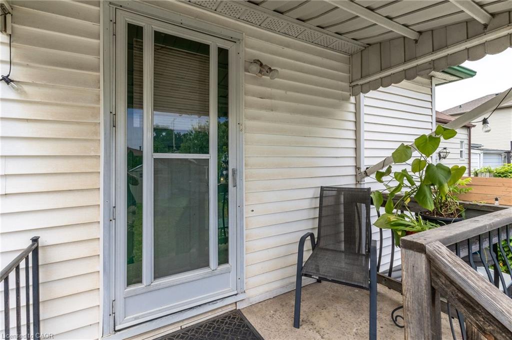 568 Barnaby Street Property Photo 39
