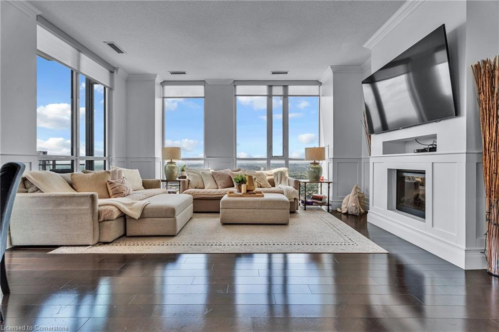 4070 Confederation Parkway Property Photo 5