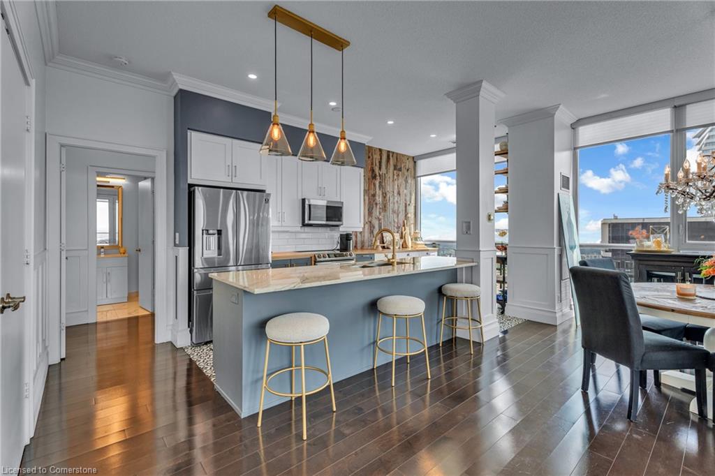 4070 Confederation Parkway Property Photo 6